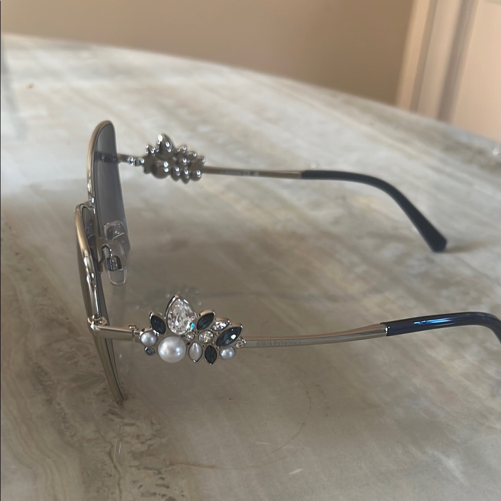 Swarovski Black Oversized Sunglasses with Crystal Embellishments - Picture 2 of 8